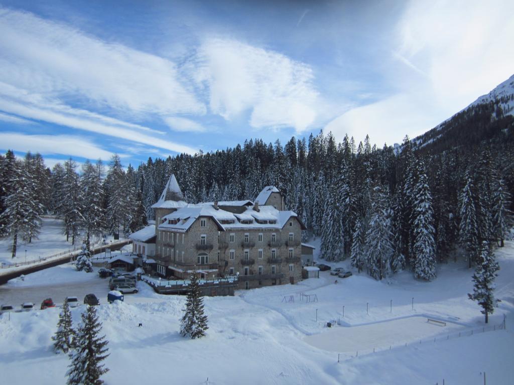 Hotel Castel Latemar Carezza al Lago Buitenkant foto